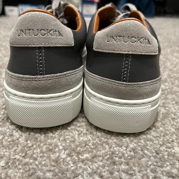 BNWOT UNTUCKIT men’s leather shoes grey size 12 - Picture 2 of 5